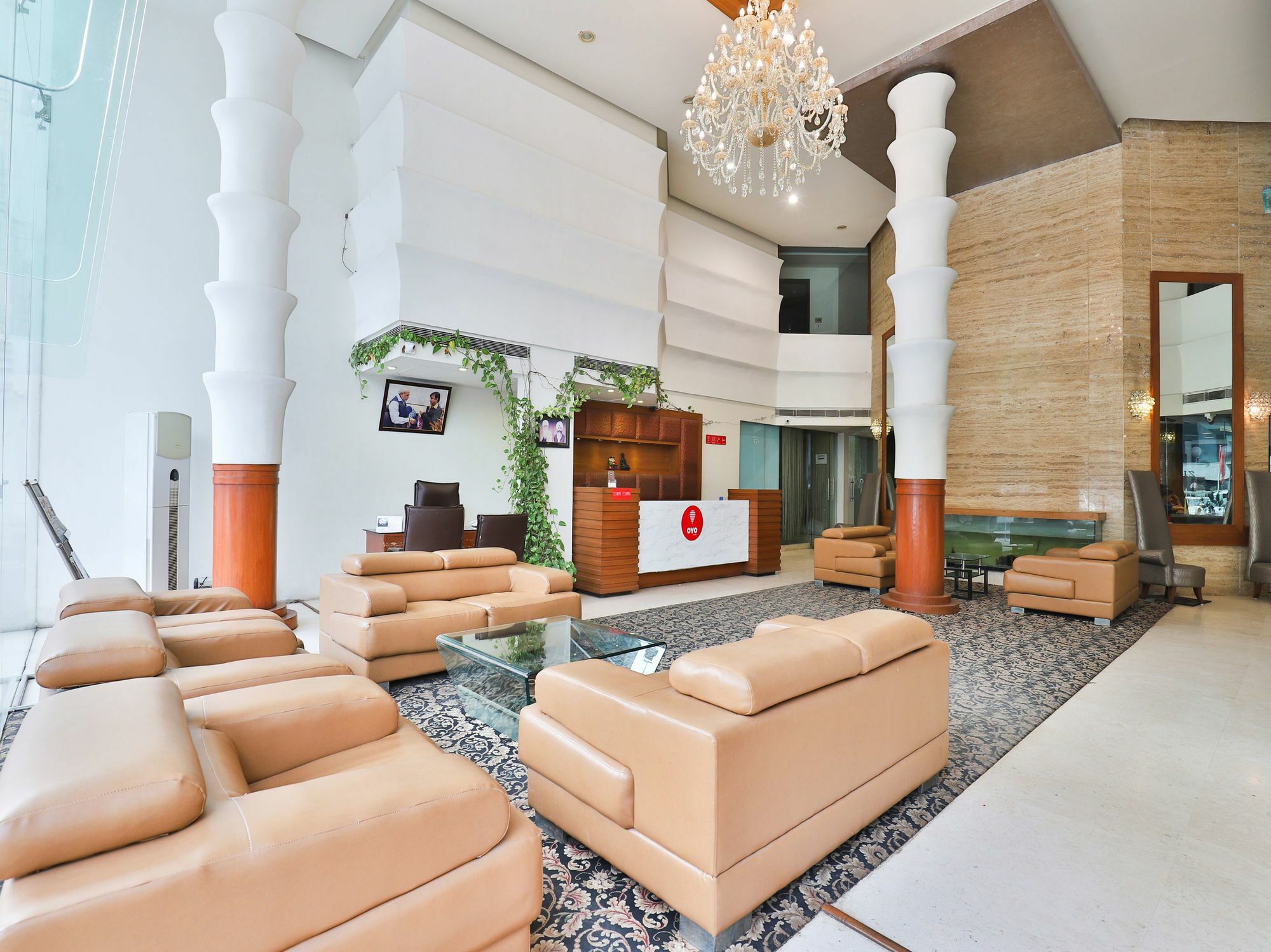 Oyo 1123 Hotel Rock Regency Ahmedabad Exterior foto